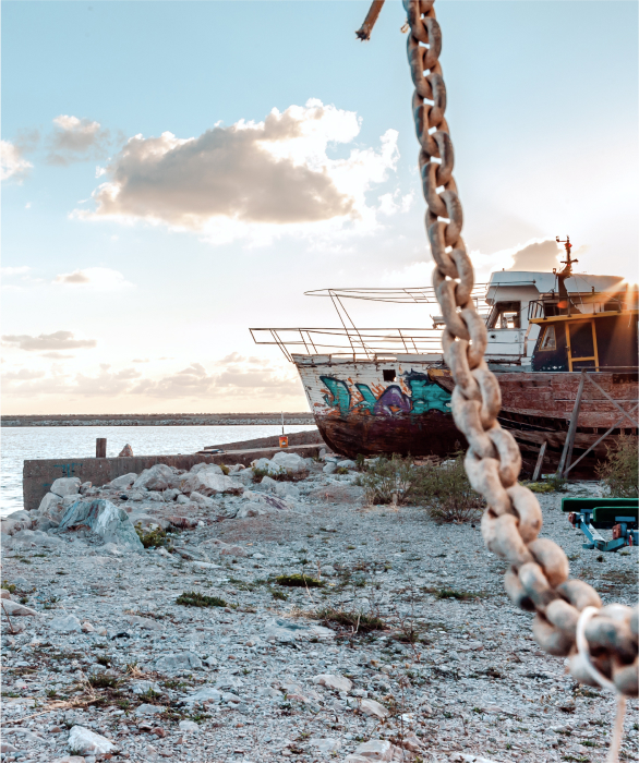 Подъем судов на утилизацию